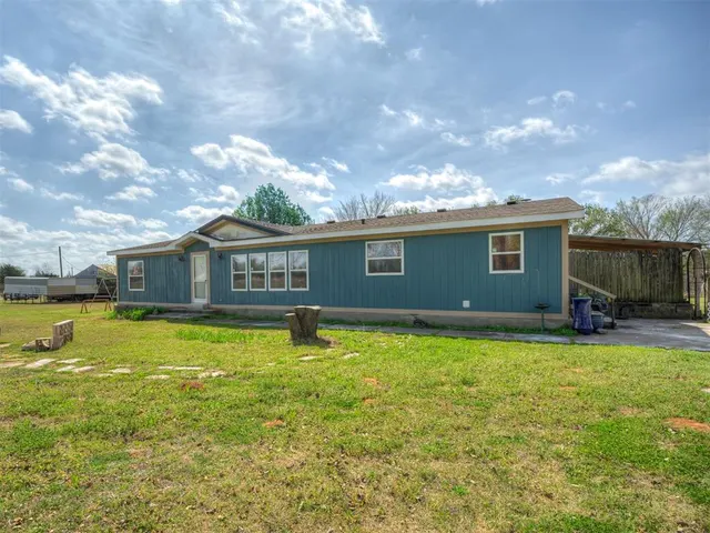 Photo 4 — 10000 E Maguire Road, Noble, OK 73068