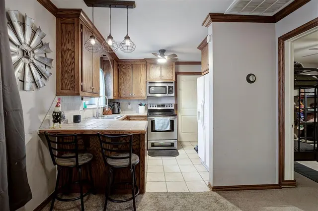 Photo 6 — 405 W Main Street, Jones, OK 73049