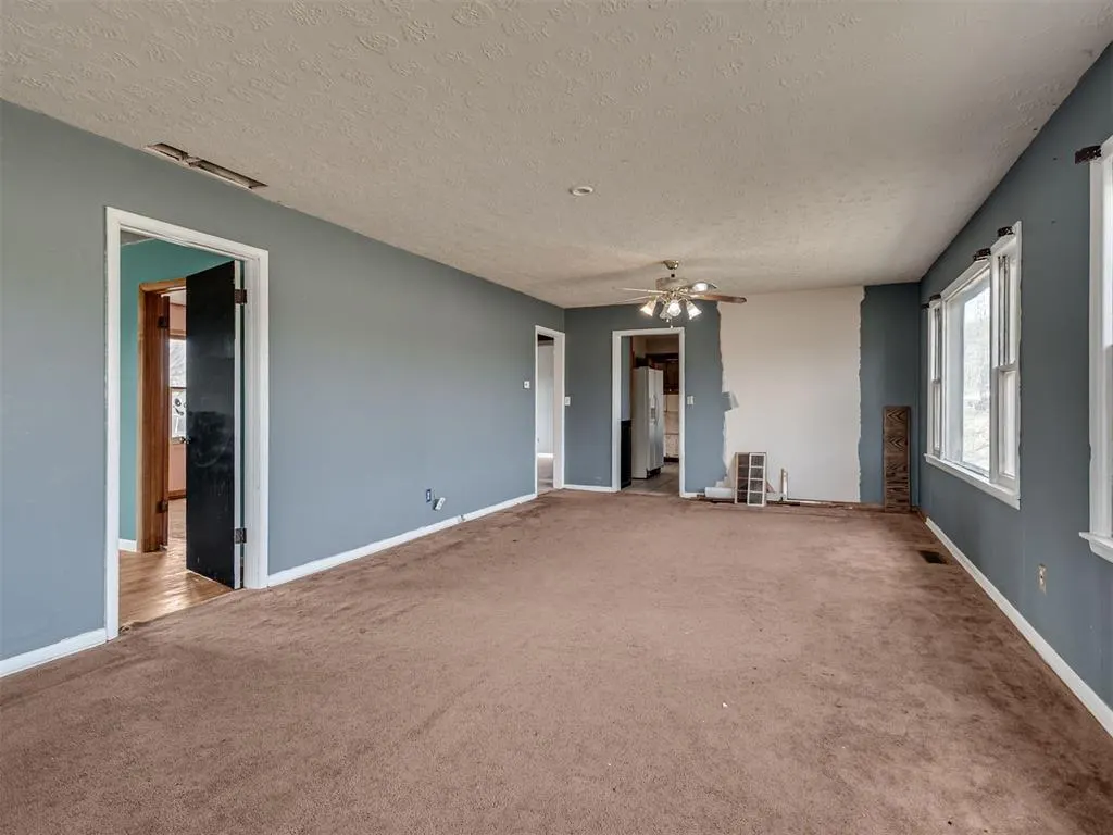 Photo 5 — 10050 E Maguire Road, Noble, OK 73068