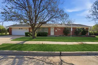 Sold home at 805 NW 52nd Street