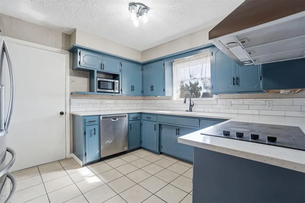 Photo 10 — 805 NW 52nd Street, Lawton, OK 73505