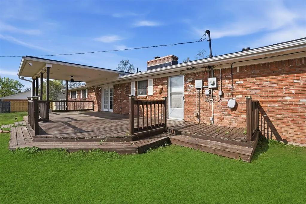 Photo 29 — 805 NW 52nd Street, Lawton, OK 73505