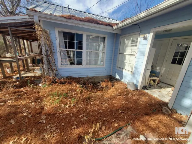 Photo 5 — 37 Lakeaire Drive, Eufaula, OK 74432