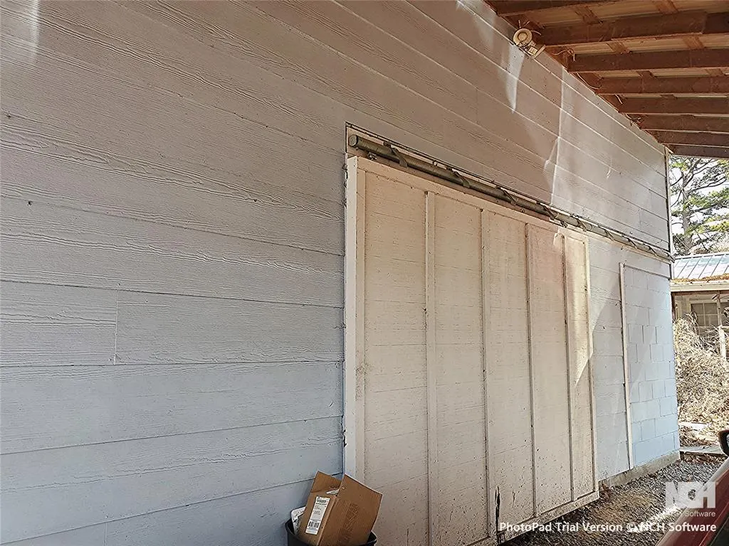 Photo 11 — 37 Lakeaire Drive, Eufaula, OK 74432
