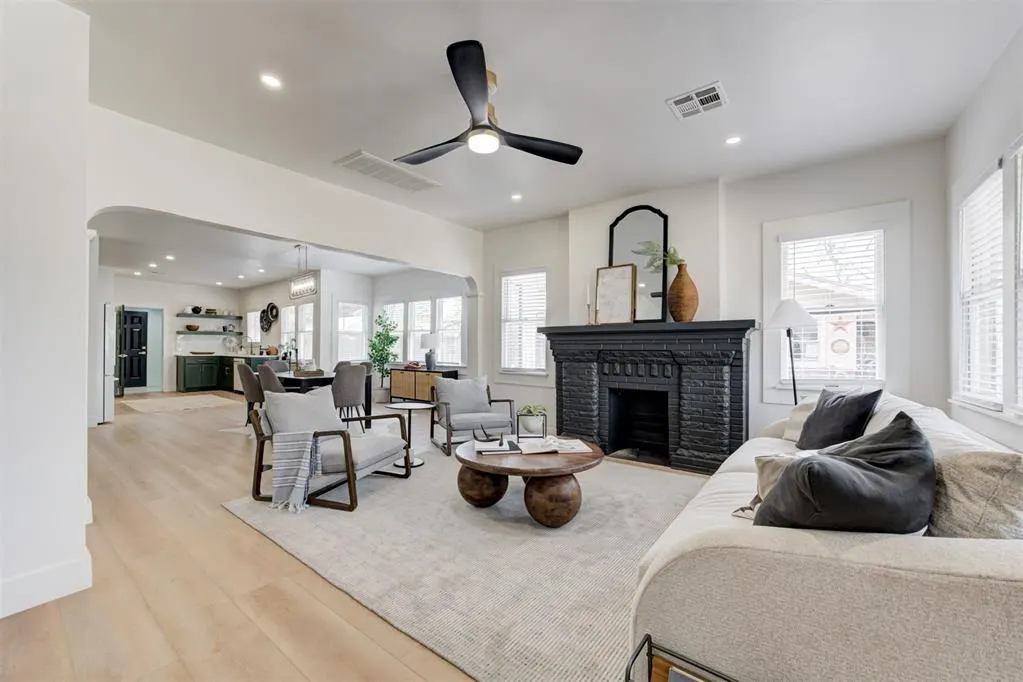Photo 6 — 428 NW 28th Street, Oklahoma City, OK 73103