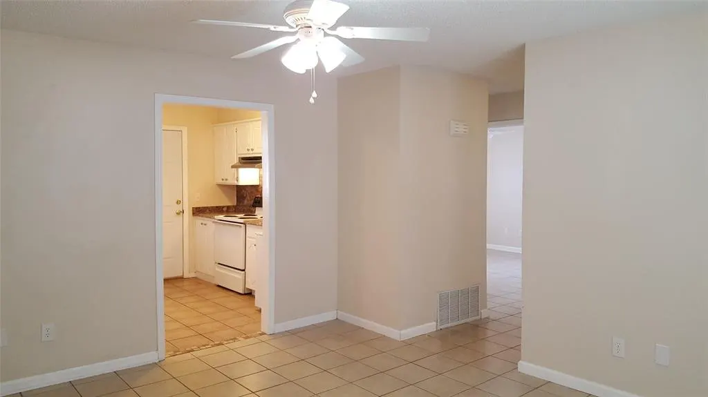 Photo 19 — 831 Russell Circle, Norman, OK 73071