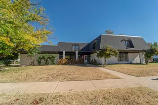 Sold home at 3120 Shadybrook Drive