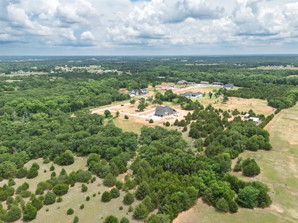 Photo 6 — 107 Pine Valley Lane, Shawnee, OK 74801