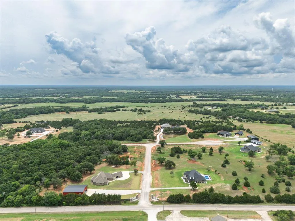 Photo 11 — 107 Pine Valley Lane, Shawnee, OK 74801