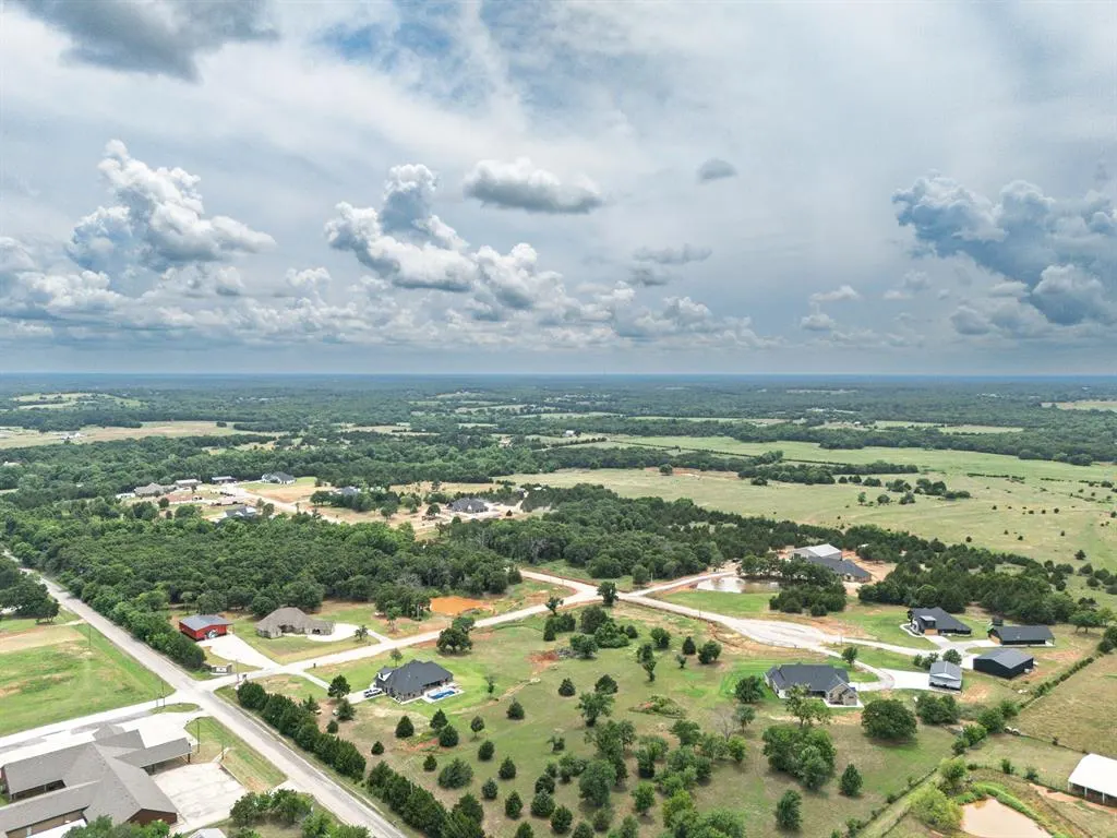 Photo 12 — 107 Pine Valley Lane, Shawnee, OK 74801