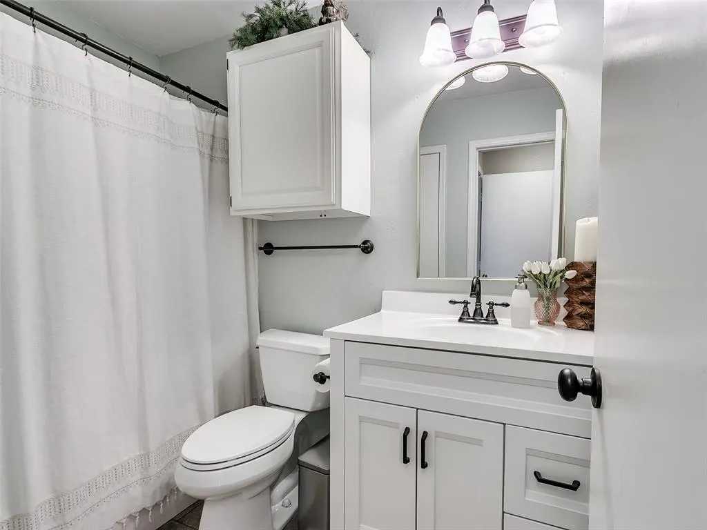 Photo 14 — 9736 Mayview Court, Oklahoma City, OK 73159