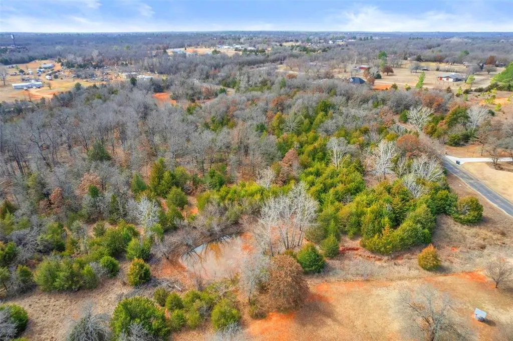 Photo 12 — 114 Timber Lake Drive, McLoud, OK 74851
