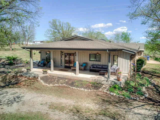 Photo 2 — 227 Abney SW, Piedmont, OK 73078