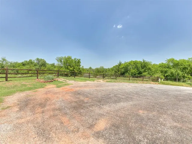 Photo 4 — 18960 Cashton Court, Goldsby, OK 73093