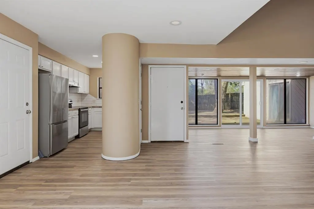 Photo 3 — 517 Trinidad Drive, Norman, OK 73072