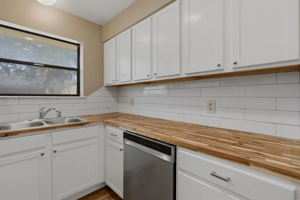 Photo 10 — 517 Trinidad Drive, Norman, OK 73072