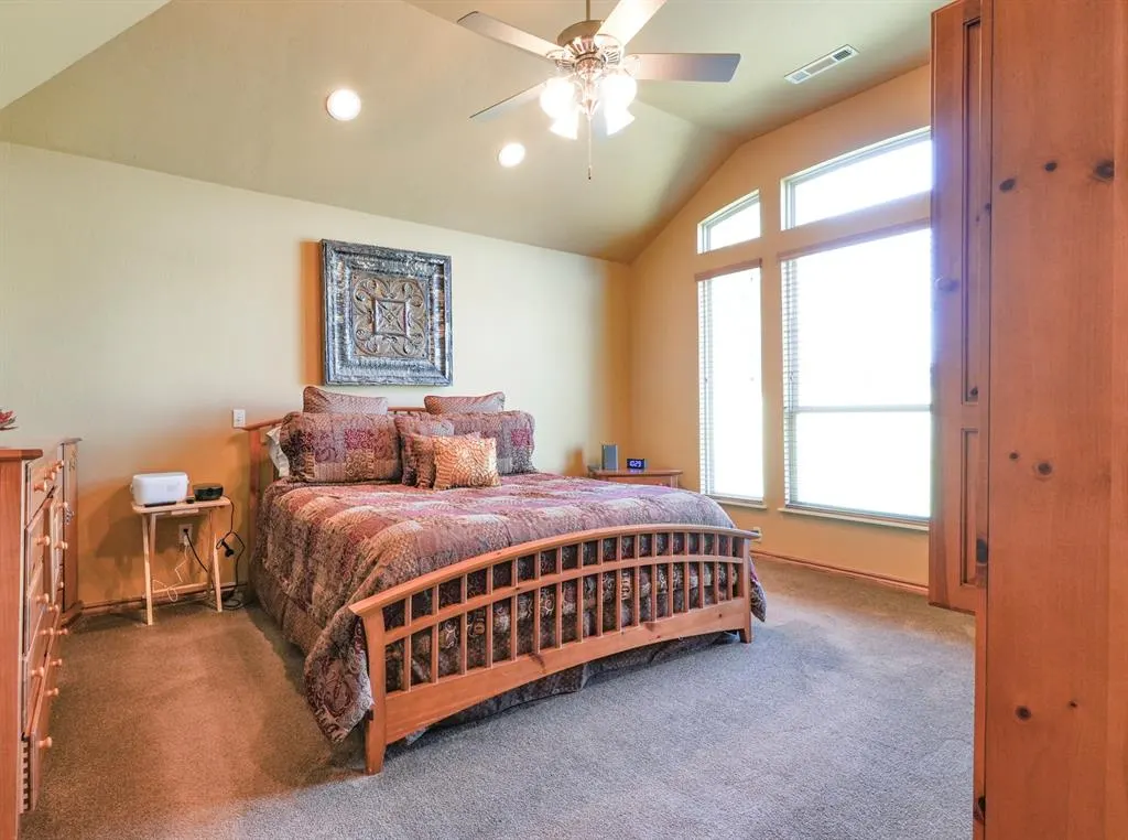 Photo 20 — 404 W Lakeview Drive, Tecumseh, OK 74873