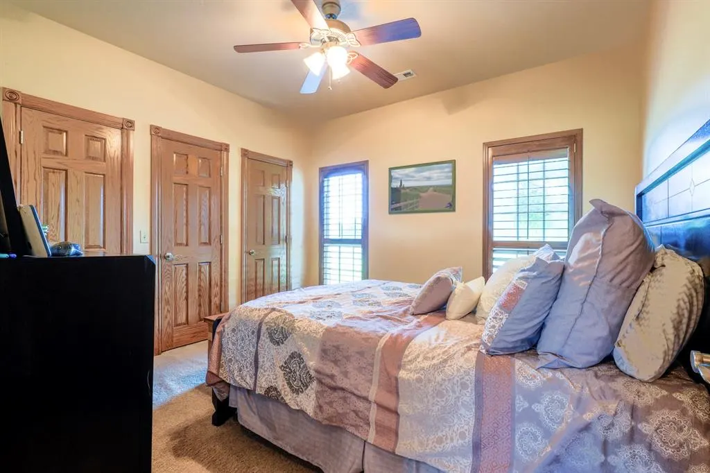 Photo 25 — 404 W Lakeview Drive, Tecumseh, OK 74873
