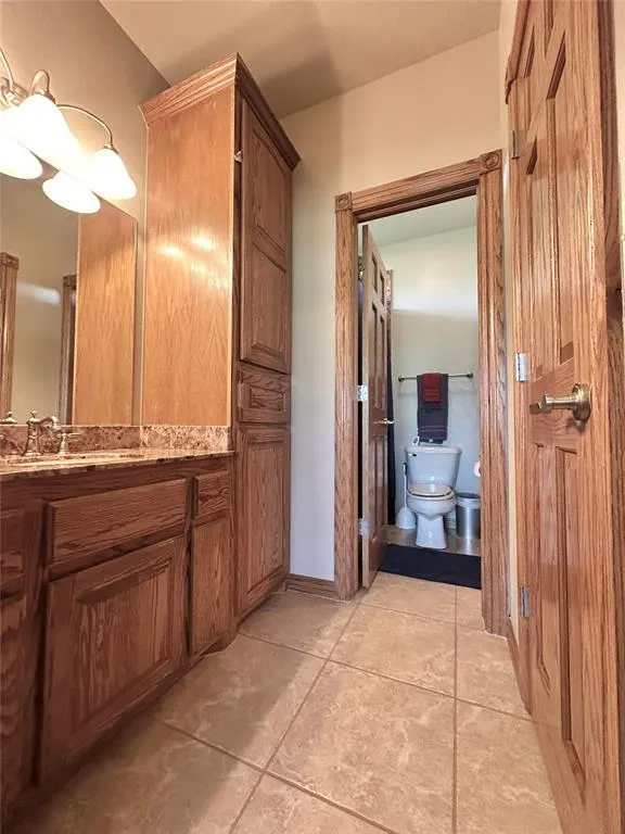 Photo 27 — 404 W Lakeview Drive, Tecumseh, OK 74873