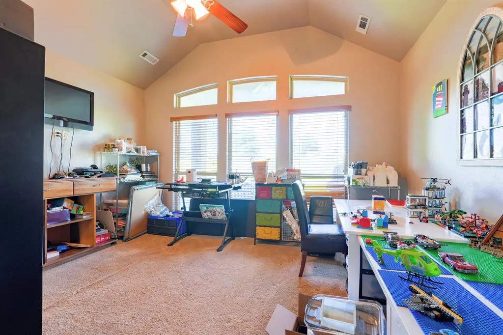 Photo 30 — 404 W Lakeview Drive, Tecumseh, OK 74873