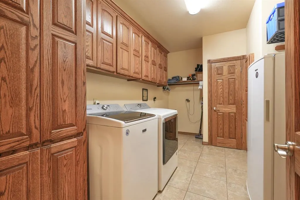Photo 32 — 404 W Lakeview Drive, Tecumseh, OK 74873