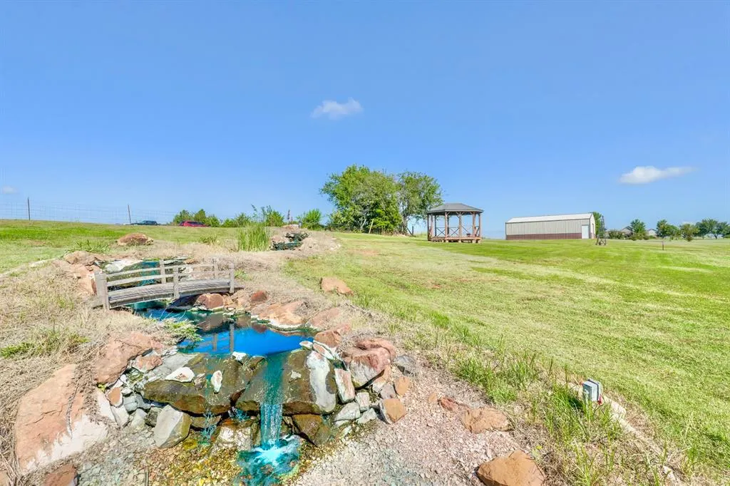 Photo 38 — 404 W Lakeview Drive, Tecumseh, OK 74873