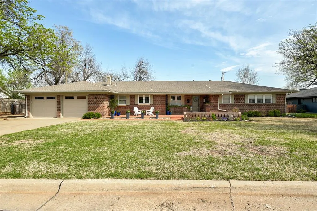Photo 8 — 3127 NW 69th Street, Oklahoma City, OK 73116