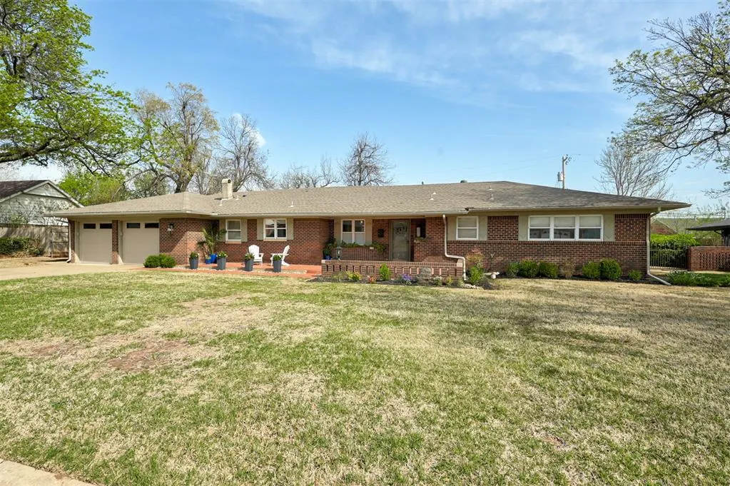 Photo 7 — 3127 NW 69th Street, Oklahoma City, OK 73116