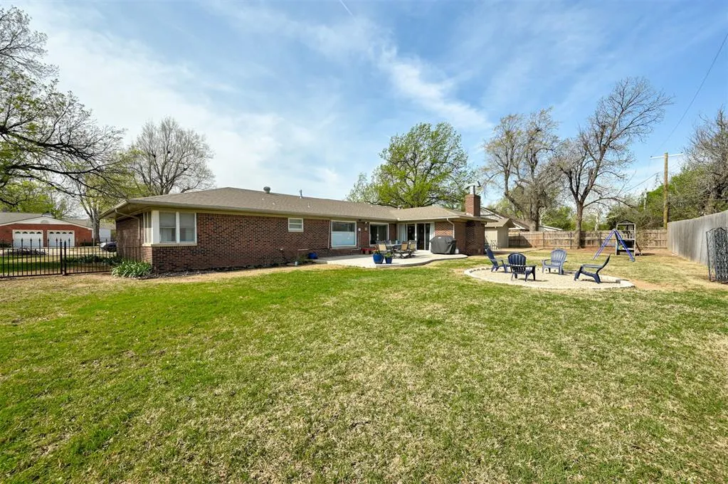 Photo 39 — 3127 NW 69th Street, Oklahoma City, OK 73116