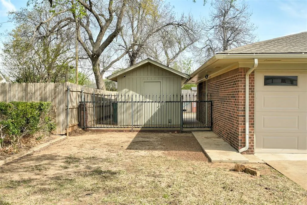 Photo 43 — 3127 NW 69th Street, Oklahoma City, OK 73116