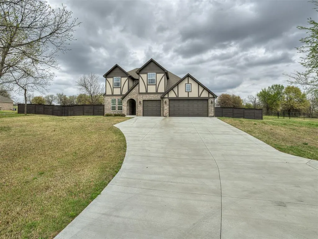 Front exterior — 17453 240th Street, Washington, OK 73093