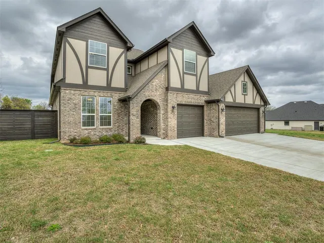 Photo 2 — 17453 240th Street, Washington, OK 73093