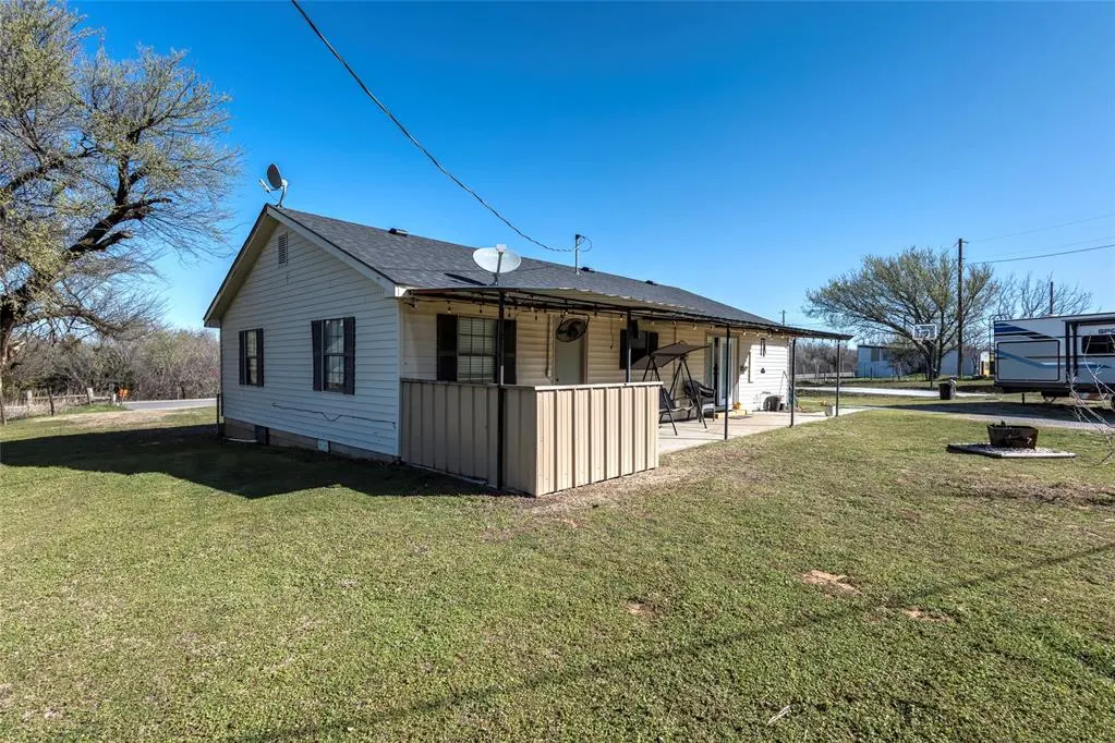 Photo 9 — 27061 S State Highway 19, Cyril, OK 73029