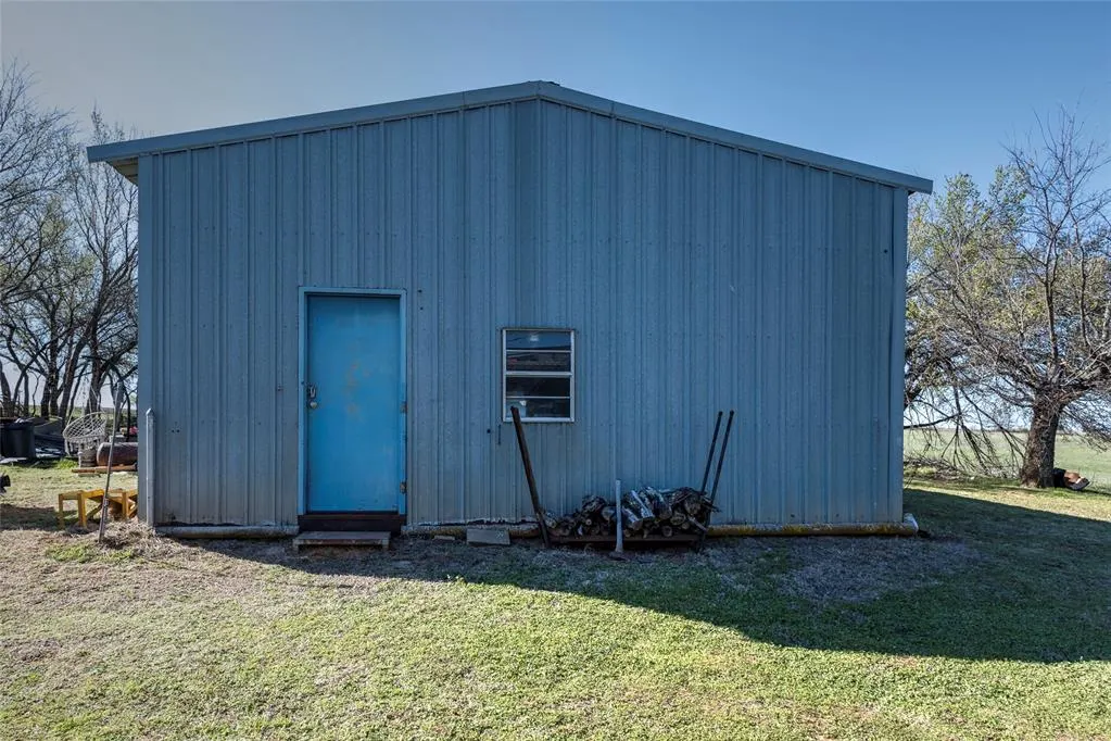 Photo 10 — 27061 S State Highway 19, Cyril, OK 73029