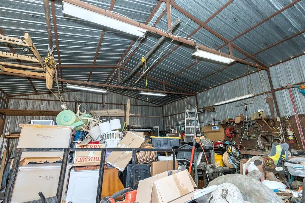 Photo 11 — 27061 S State Highway 19, Cyril, OK 73029