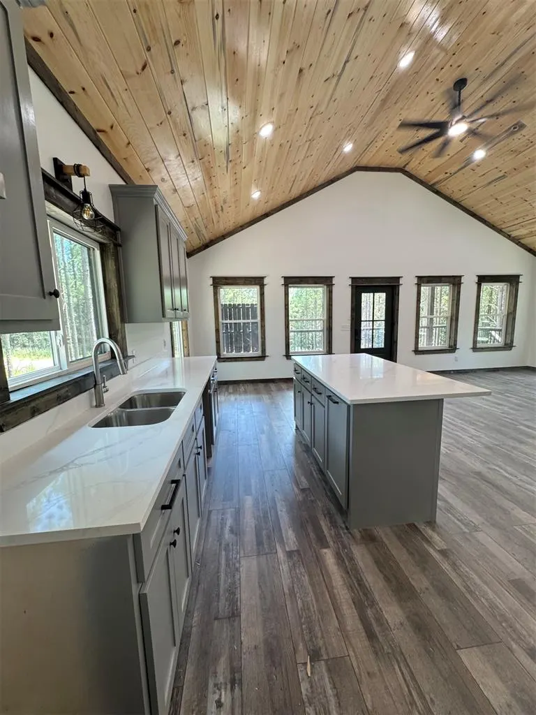Front exterior — 1275 Dawn View Way, Broken Bow, OK 74728
