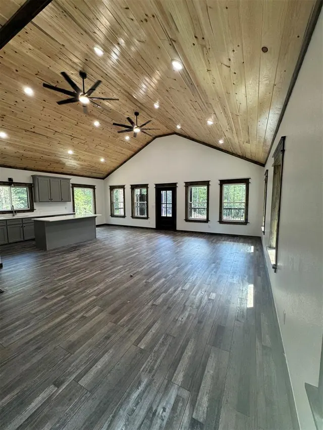 Photo 2 — 1275 Dawn View Way, Broken Bow, OK 74728