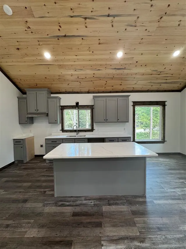 Photo 3 — 1275 Dawn View Way, Broken Bow, OK 74728