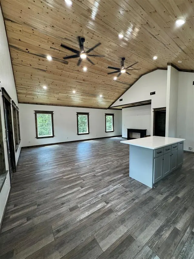 Photo 4 — 1275 Dawn View Way, Broken Bow, OK 74728