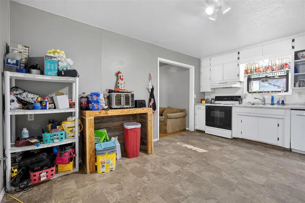 Photo 12 — 304 B Street, Alex, OK 73002