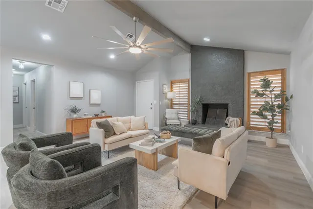 Photo 3 — 6009 Vixen Way, Oklahoma City, OK 73142