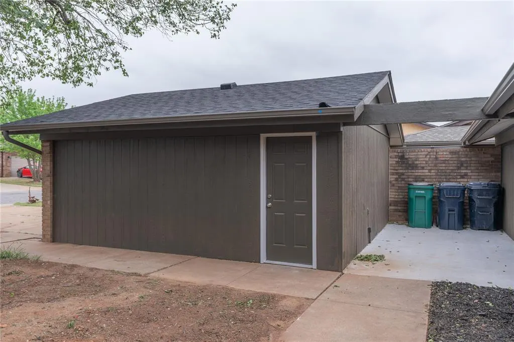 Photo 34 — 6009 Vixen Way, Oklahoma City, OK 73142