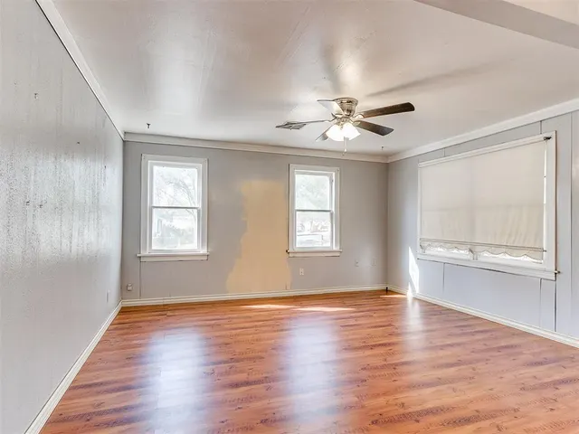 Photo 7 — 916 N Pine Street, Midwest City, OK 73130