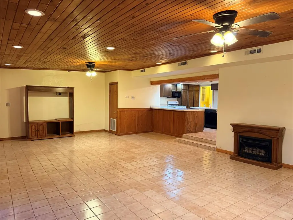 Photo 25 — 808 NW 41st Street, Oklahoma City, OK 73118