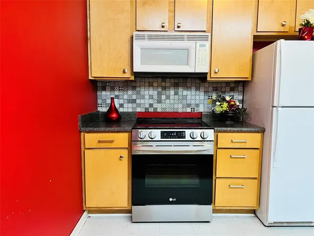 Photo 6 — 2200 Classen Boulevard 1132, Norman, OK 73071