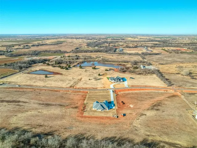 Photo 7 — 8565 NW 210th Road, Edmond, OK 73025