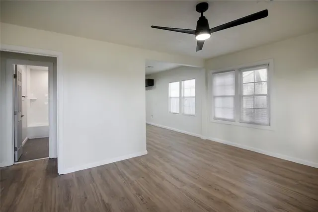 Photo 5 — 220 SE 53rd Street, Oklahoma City, OK 73129