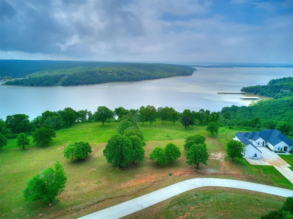Photo 2 — 28 Patriot Pointe, Eufaula, OK 74432