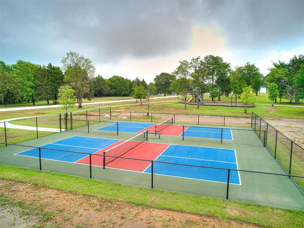 Photo 3 — 8 Patriot Pointe, Eufaula, OK 74432