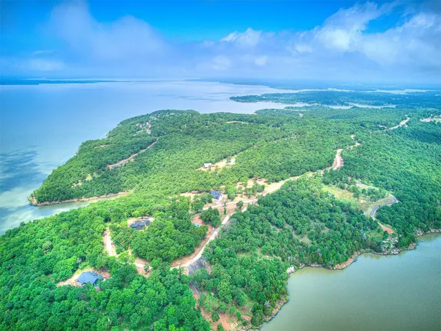 Photo 4 — 8 Patriot Pointe, Eufaula, OK 74432